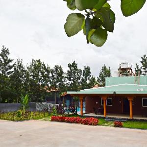 Sunrise Retreat Luxury Farm-stay Kabini