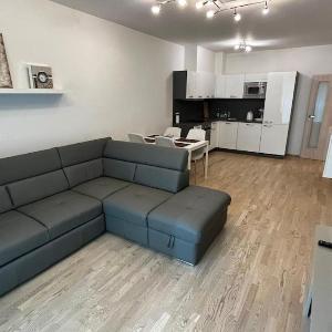 Residence Garden Tower - 8 min do centra garaz
