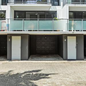 Modern & Tranquil Sunshine Beach