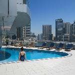 Chic waterfront 1 bedroom apartment walk to beach promenade metro
