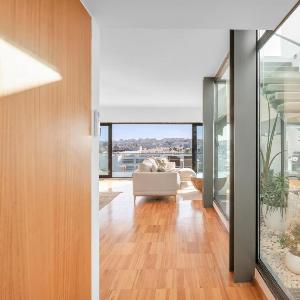 Exclusive Penthouse T2(T3) l Private roof top