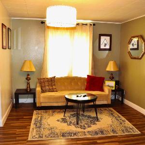 7-Bedroom Retreat Sleeps 13