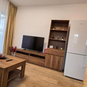 Happy Residence - Modern Apartment with Private Underground Parking