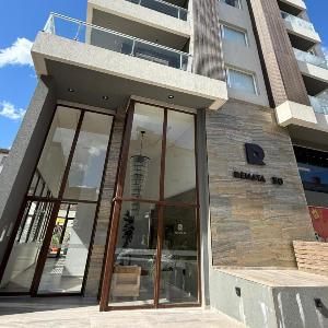 Departamento moderno y céntrico con pileta