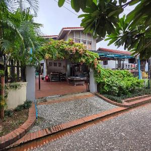 LuangPrabang Aurora Hostel