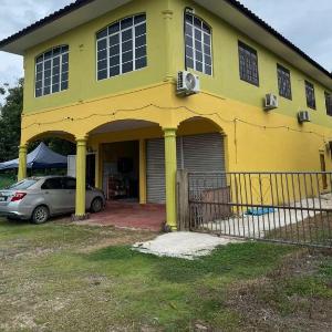 OYO 91250 Roomstay Awie