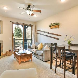 Highland Greens Retreat: Great Location Near Shuttle Stops