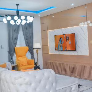 2Bedroom WiFi 247 Power in Lekki Smart dstv