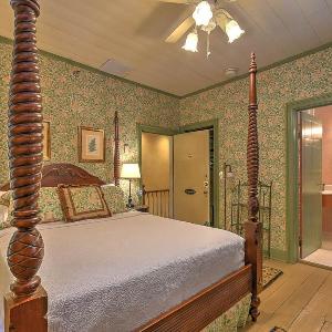 The Maxwell Room at The Historic Eureka Inn