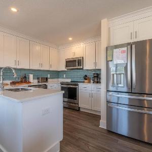The Cottonwood - KDH MP 5 265 Yards to Beach Oceanside Year Round Flex Stays