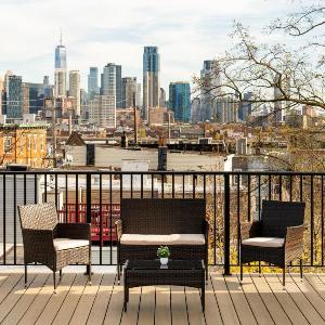Exclusive Rooftop Apartment Views of Manhattan