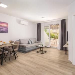 Adria Mare Apartments II