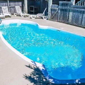 The Blue Heron - S Nags Head South Creek Acres 125 Yds to Beach Ocean Views Pool Hot Tub Close to Oregon Inlet