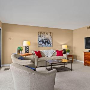 Stoneridge 35 with Wintergreen Advantage