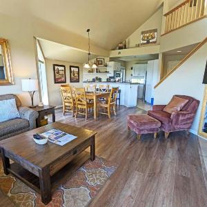 River Ridge 423AB