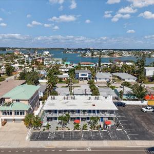 Sunset Beach Suites Unit 3