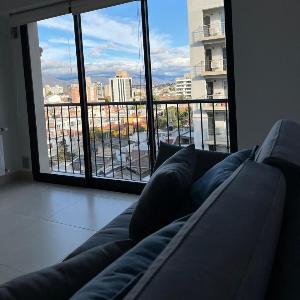 Alquilo departamento dos ambientes zona centro de Salta