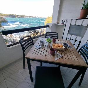 Magnifico apartamento en L'Escala con terraza vista al mar y parking piscina comunitaria. - HISP-236-214