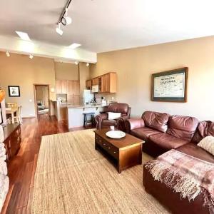 Snowcreek V #1002 condo
