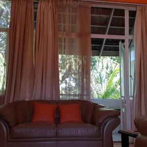 Best Location borehole water FREE WIFI 5min to CBD