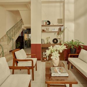 HIDDEN -home-