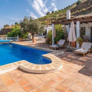Casa Eve Canillas de Albaida by Ruralidays