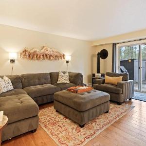 Abbot House Condo 4 with SHARC Passes