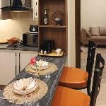 Executive Furnished 1-Bedroom Apartment Near Giga Mall ! City View Zeta Mall 