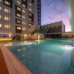 Luxe Condo near IT Park & Waterfront-BE Residences