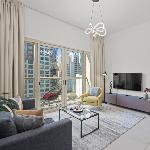 Prime Luxe 1BR w SofaBed -Sleeps 4 - In Marina View