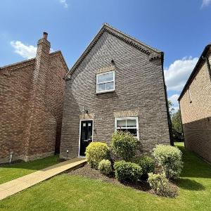 Old England Cottage - Part of the The Bay Filey Holiday Village with pool gym and direct beach access pub restaurant tennis and meadows walks