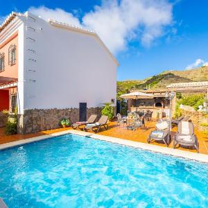 Villa Alvarez