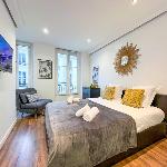 UrbanFlat 206 - Beautiful Studio in the center of Paris 