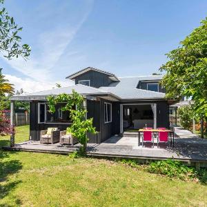Calm Horizon - Taupo Holiday Home