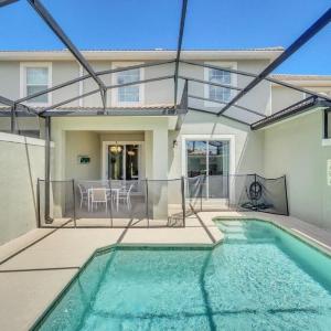 Retreat & Relax Screened In Pool Home Kid Rooms townhouse