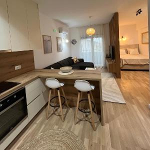 Family Homes Bar Apartment
