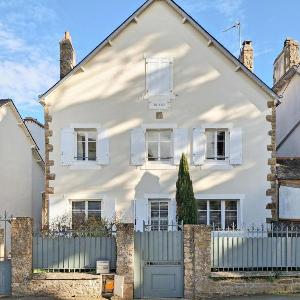 3 Bedroom Cozy Apartment In Carnac