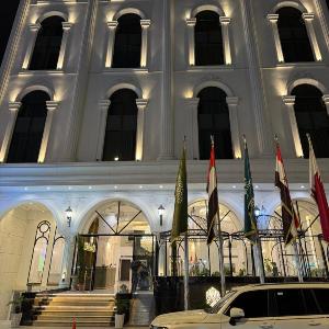 White Domes Hotel