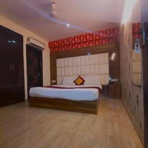 Grow The Modesty Hotel# New Delhi Near International Airport # Family Hotel # Lift