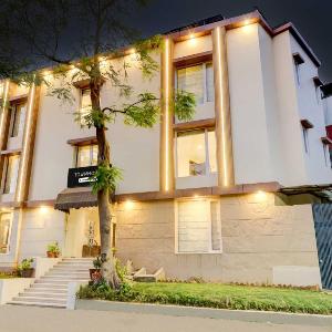 Townhouse Oak T Block Sector 24