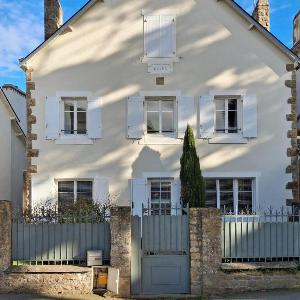 1 Bedroom Amazing Apartment In Carnac