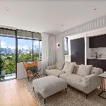 Bright 2-Bed Apt with Spectacular Bridge Views Sydney