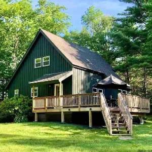 Cozy Winter Retreat Minutes from Hunter Mountain