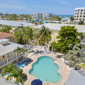 The Beach Club At Siesta #202B