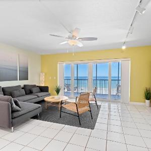 Sunset Terrace #208
