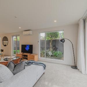 Modern 3BR Richmond Retreat with Garage Parking