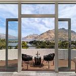 Annas Haus - Iconic Views with Great Outdoor Living 