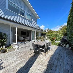 Townhouse by the Sea by Bespoke Stays