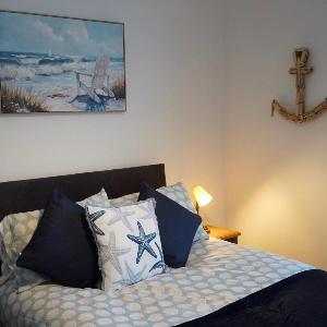 Ivydene - 3 bedroom house -Tenby