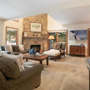 I1 Gore Creek Meadows townhouse